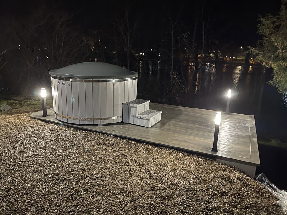 Balia ogrodowa gorącą bania jacuzzi