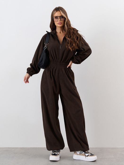 Коричневий флісовий комбінезон на резинках