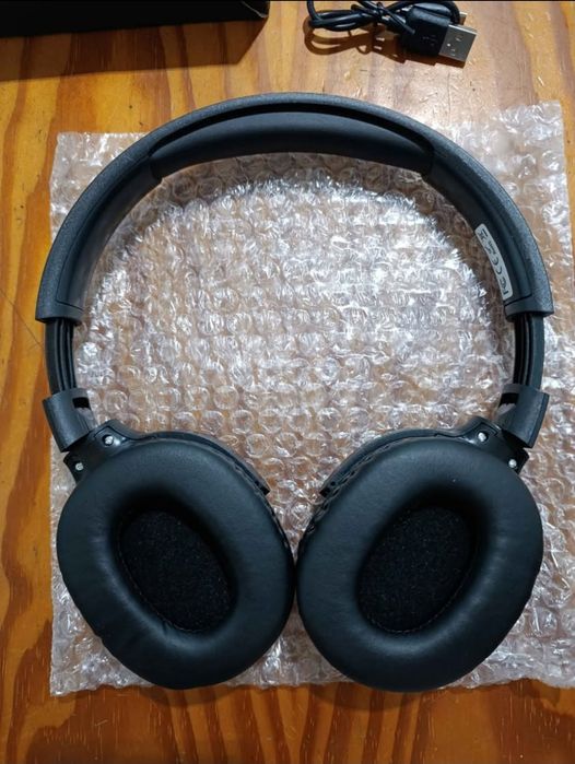 Head Phones Pretos