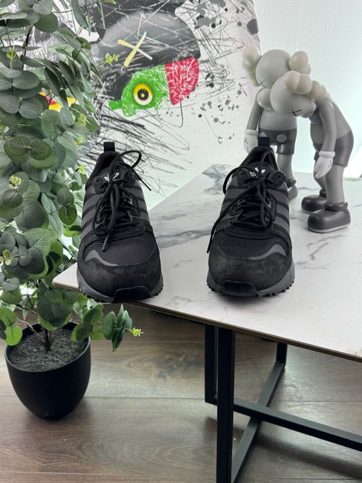 Кросівки Adidas ZX 700 44 розмір Е13064
