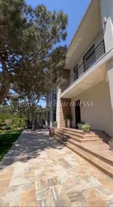 Сдам элитный дом в Одессе у моря .Закрытый кооператив