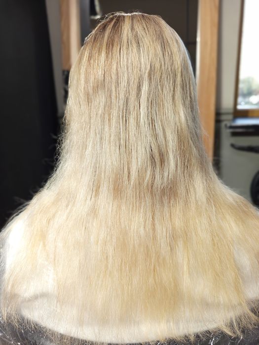 Фарбування волосся Airtooch