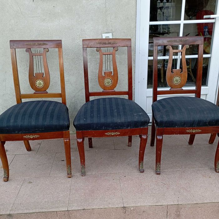 Krzesła" Biedermeier drugi" Mahoń z harfą