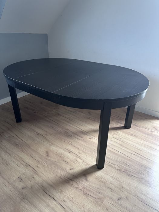 Stół drewniany okrągły Ikea Bjursta czarny + krzesła