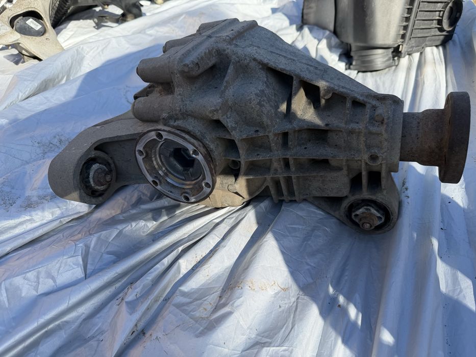 Задній редуктор AUDI Q7 4L