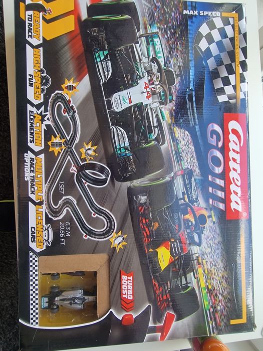 Tor wyścigowy CARRERA GO