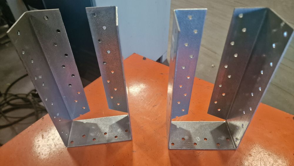 Suportes de apoio de fixação de postes  suportes em U SUPORTES AJUSTAV