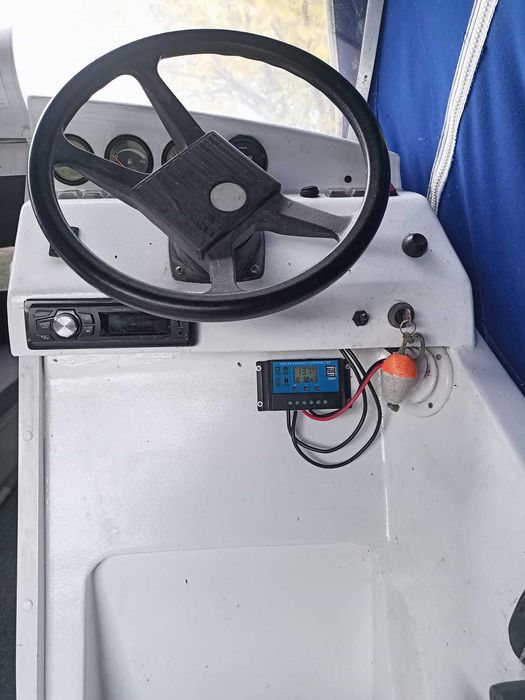 łódź kabinowa wędkarska silnik elektryczny