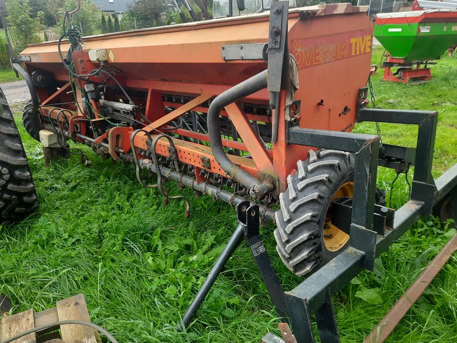 Koła mtz 82 r38 Siewnik zbożowy 2.5m 4m Opryskiwacz