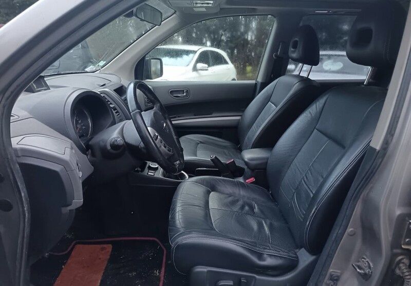 Nissan x-trail 2,2 дизель 2008 рік