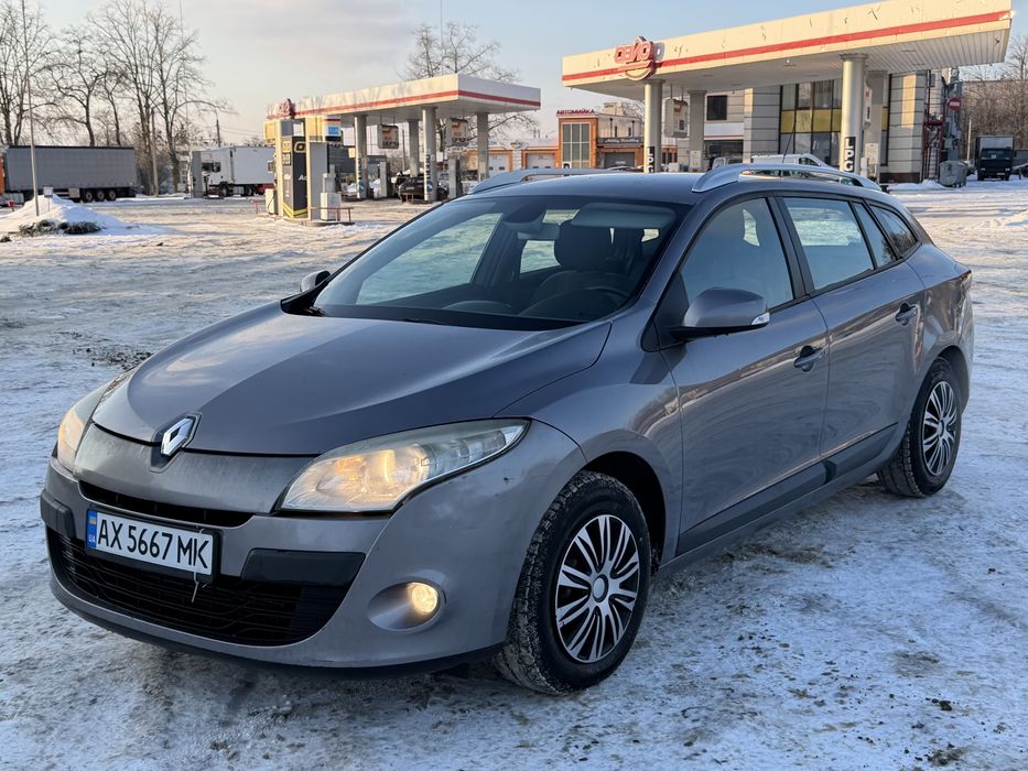 Renault Megane 3 2009 год дизель механика Срочно!
