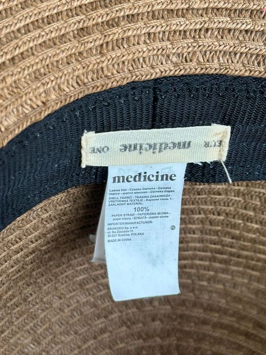 Kapelusz damski Medicine