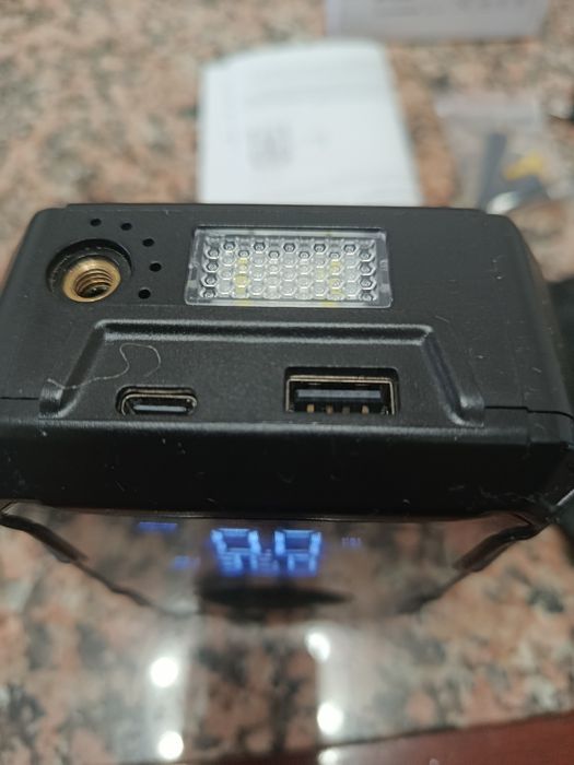 Mini compressor a bateria novo serve também de power bank