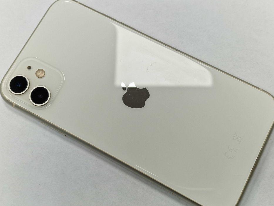 iPhone 11 64GB/ White/ Grade C/ kondycja baterii 77%