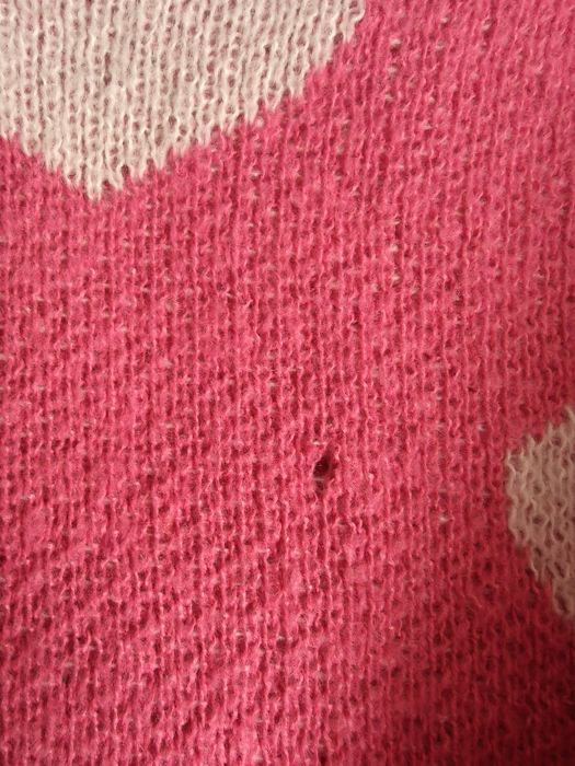 Sweter damski w serduszka
