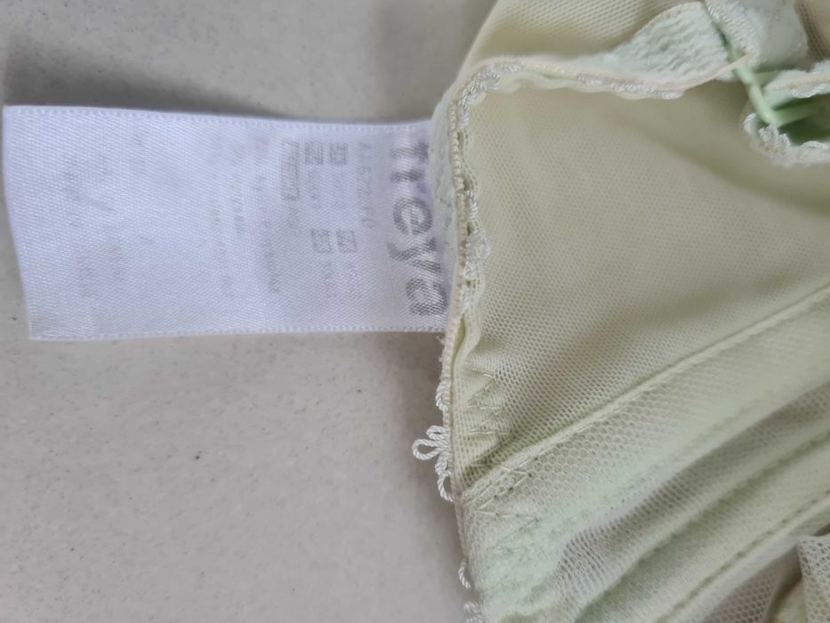 Biustonosz FREYA 70G (rozmiar brytyjski) , 70/J ( rozmiar polski )