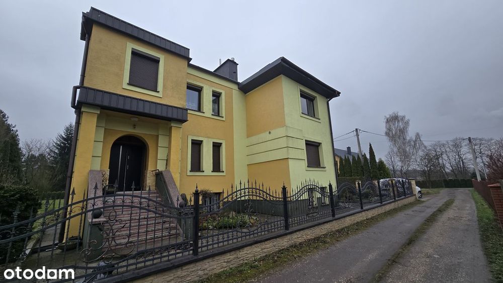 Dom 220m do zamieszkania na działce 13ar Jasło ul.Młynarska