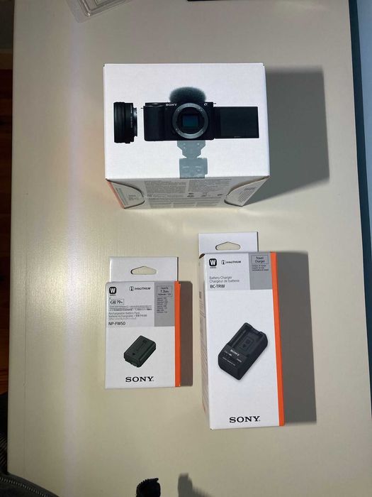 Sony ZV-E10 - Como nova