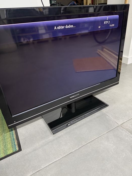 Tv 80cm em bom estado