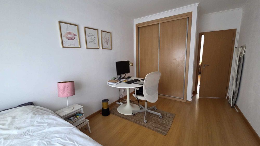 Apartamento T2 Torre da Marinha - Seixal