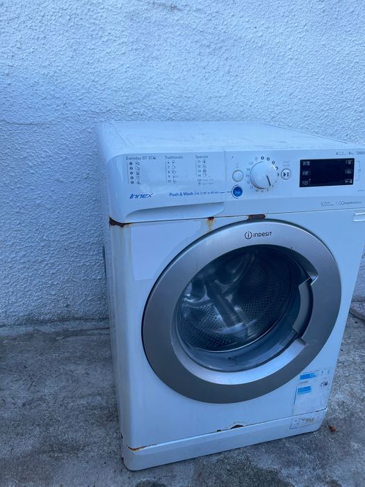 Maquina de lavar roupa Indesit