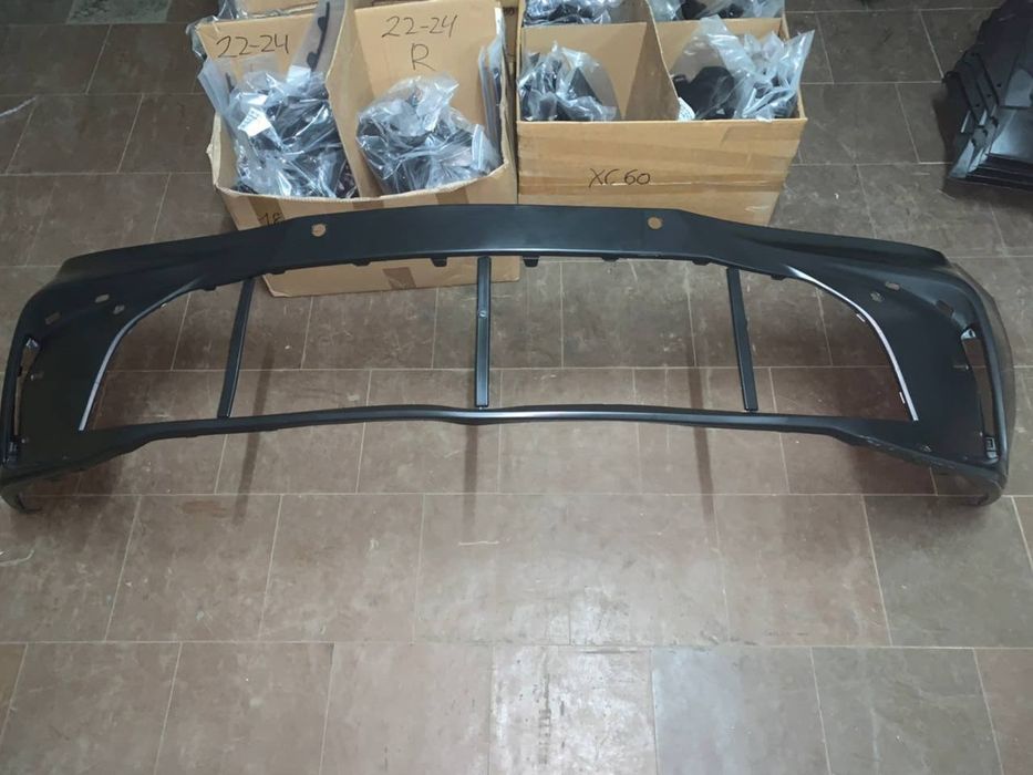 Бампер передній під парктронік SE/XSE Toyota Camry 80 2024 2025