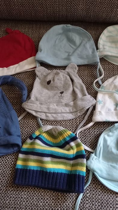 Czapeczki dla niemowlaka