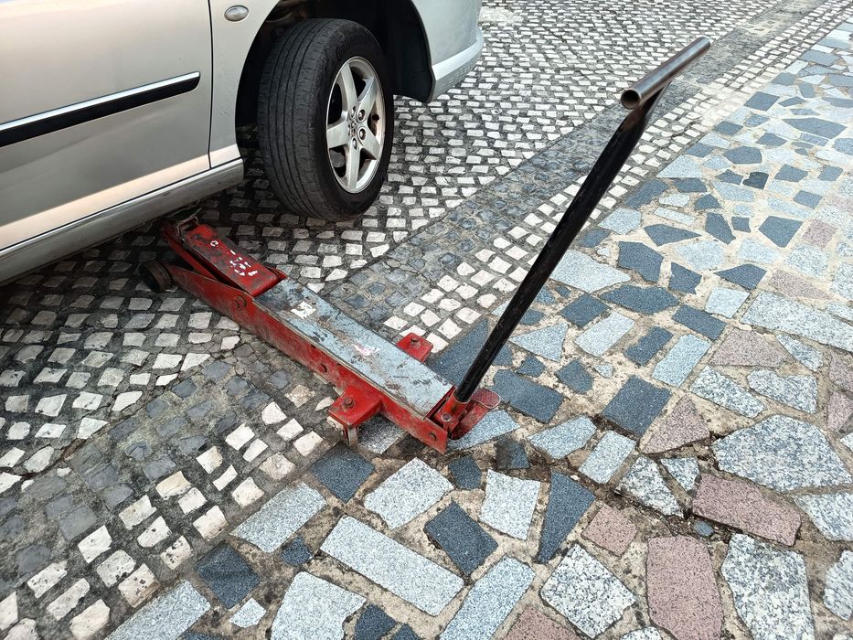 Macaco hidráulico carro