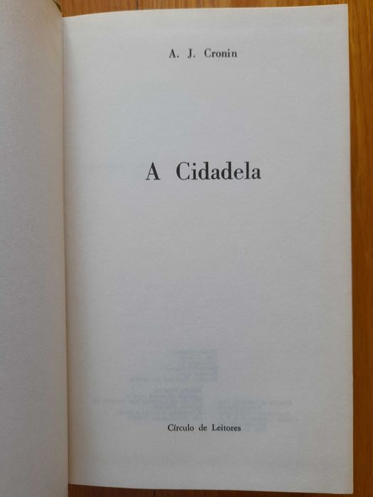 A Cidadela, Archibald Joseph Cronin