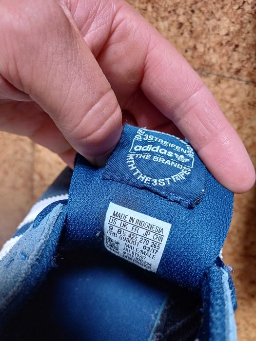 Sapatilhas Adidas ZX700