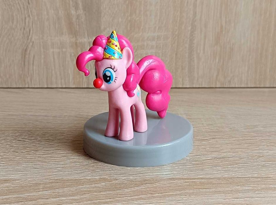 Gumowa figurka MLP Pinkie Pie. Hasbro 2015