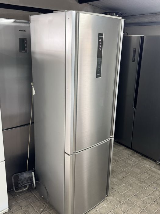 Lodówka Zamrażarkę Panasonic model NR-B32FX2-XE A++ 190 cm No-Frost