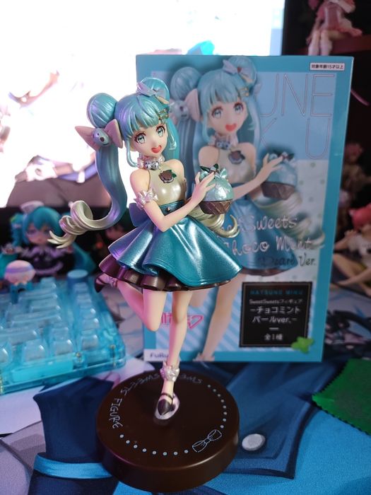 Оригінальна аніме фігурка Хатсуне Міку