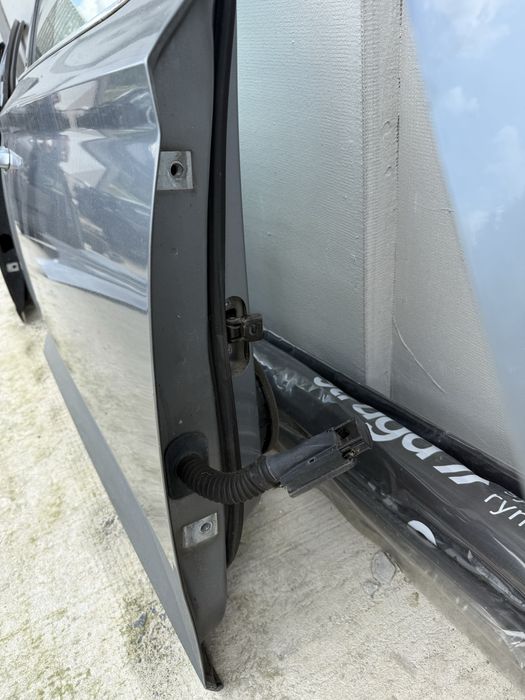 Двері передні задні  Skoda Superb 3 ліфтбек