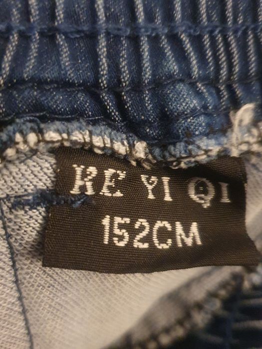 Jeansy joggery chłopięce 152 jak nowe