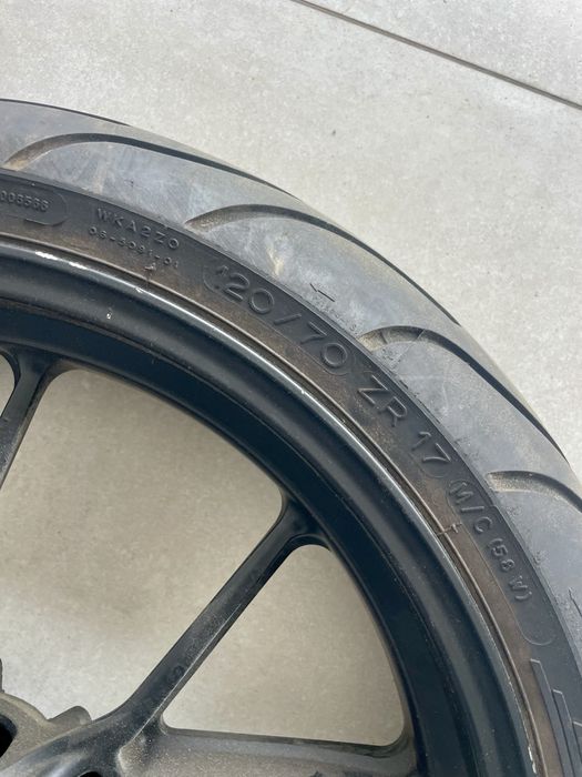 Jante Frontal Original Ducati 17” + Pneu Michelin Pilot Power (Como Novo)