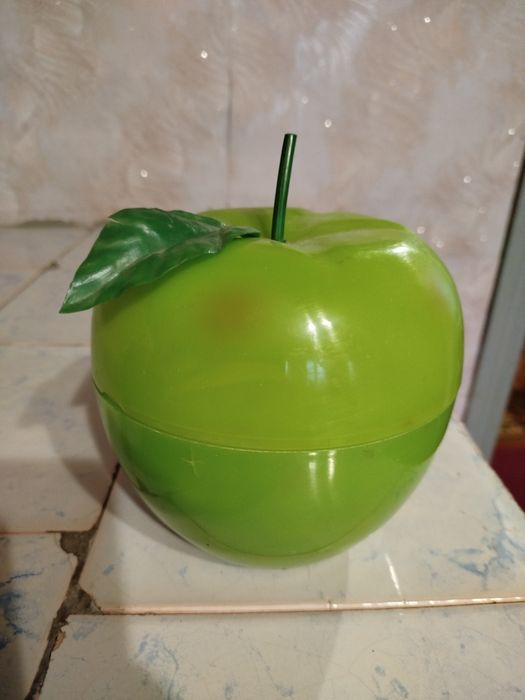 Шкатулка "Яблоко"