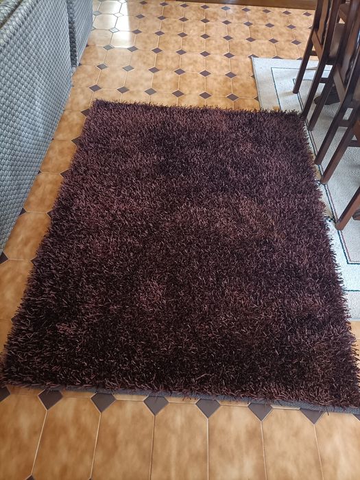 Tapete castanho chocolate felpudo