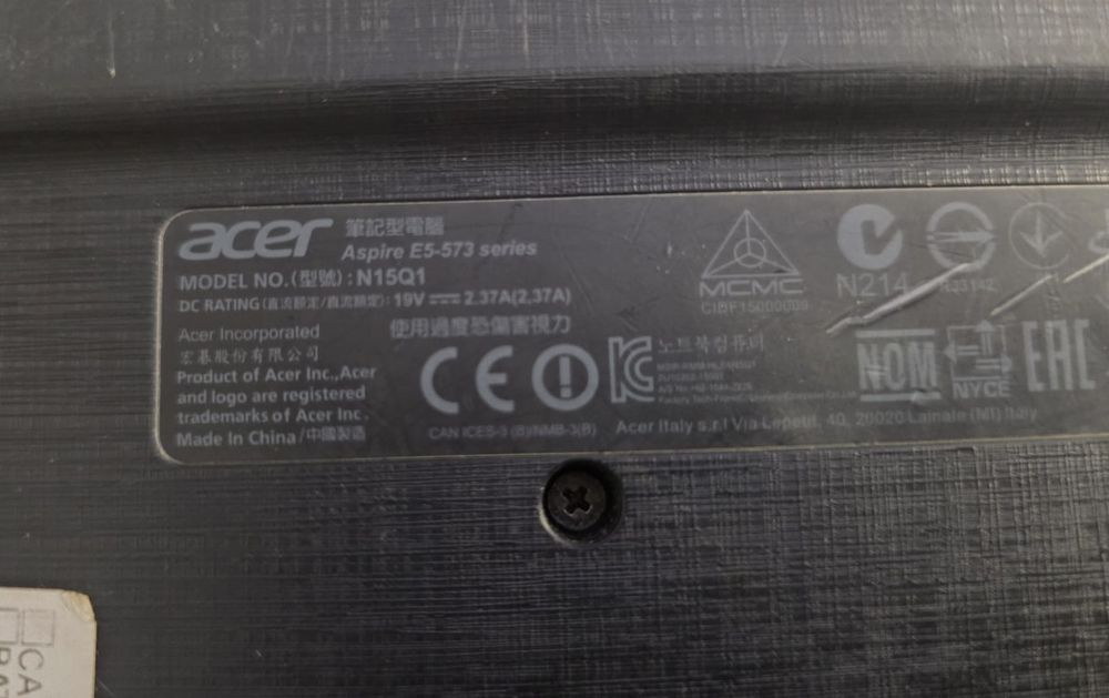 Portatil Acer para Aproveitamento peças ou para Arranjo não ta dar sinal so acende luz power