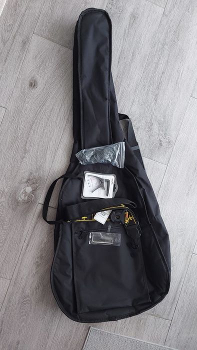 Guitarra Squier by Fender