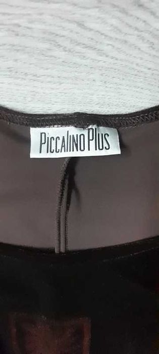 Ciemno brązowa, luźna sukienka z weluru. Piccalino Plus