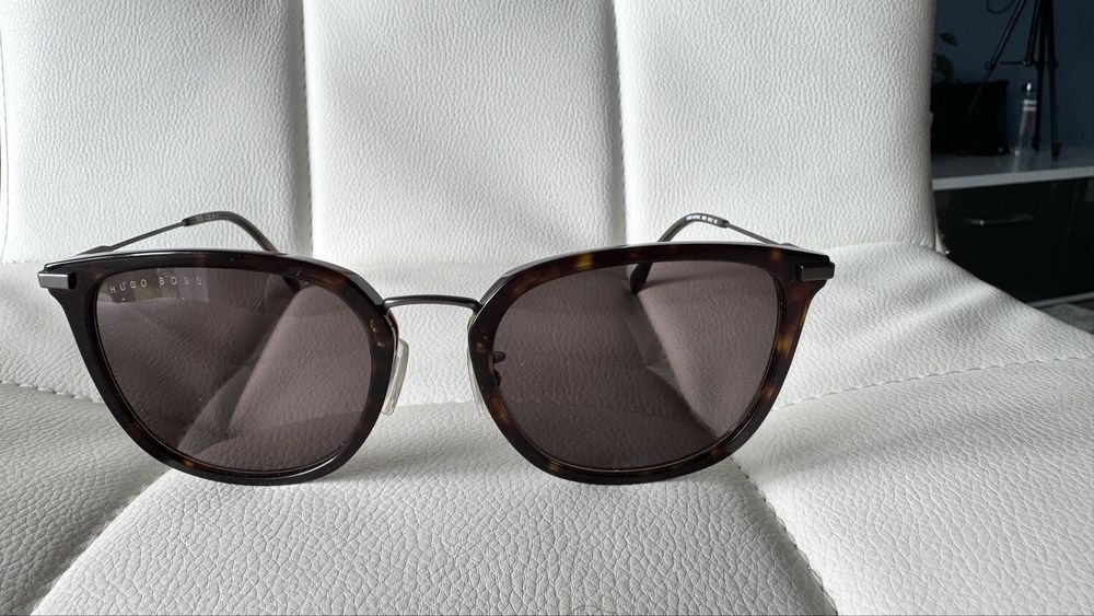 Sprzedam nowe oryginalne damskie okulary BOSS