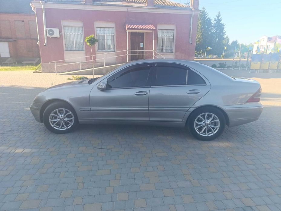 Продам авто в хорошому стані