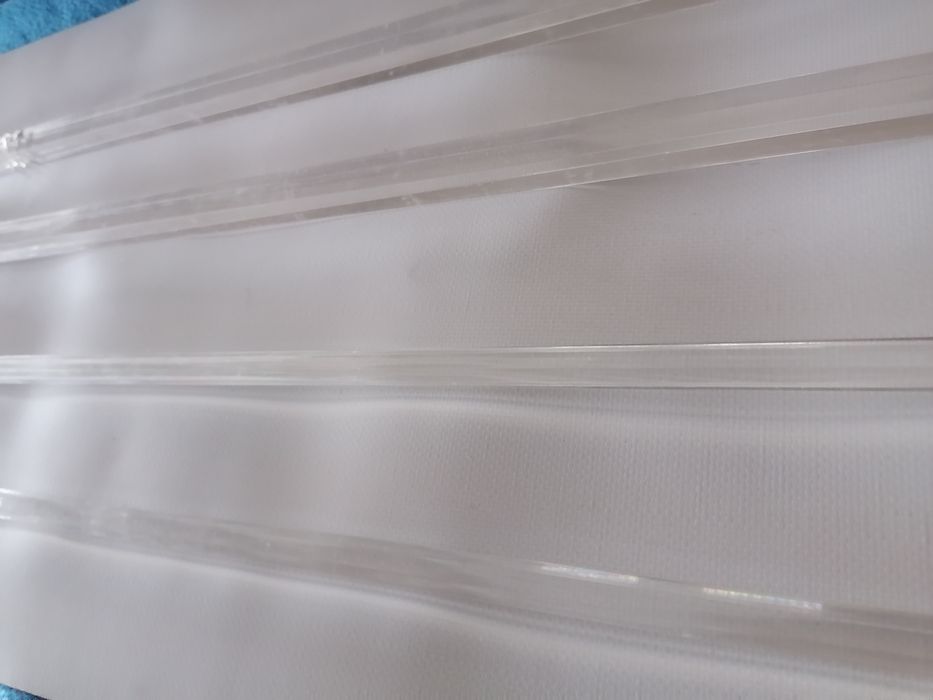 Suportes para cortinados em acrílico