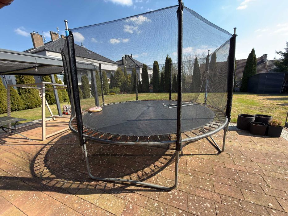 Sprzedam trampolinę 5 x 5 m