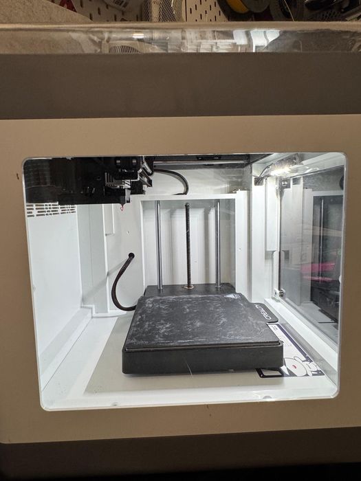 Impressora 3D Creality Sermoon V1 Pro Fechada