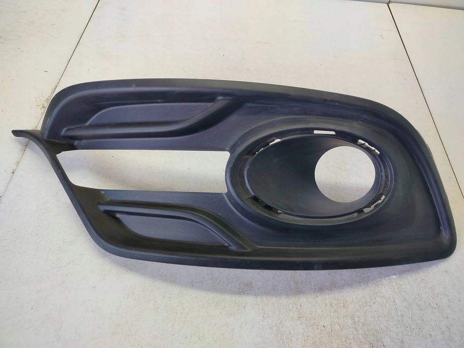Renault Megane III 08- Zaślepka Kratka Zderzaka Prawa Przód 261A25882R OE