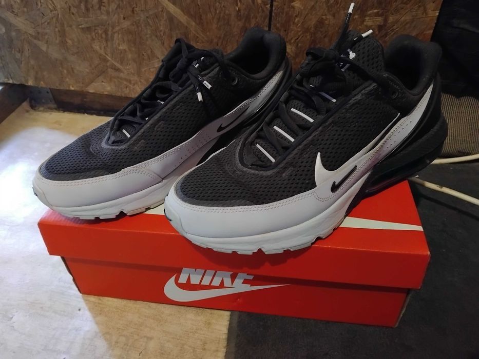 Nike Air Max Pulse / 45