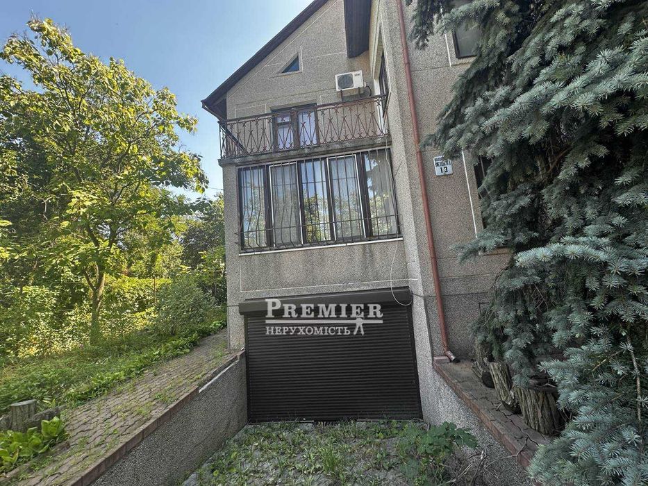 Будинок з  ремонтом 416 кв.м Бассейн 10 соток ділянка Ліманка