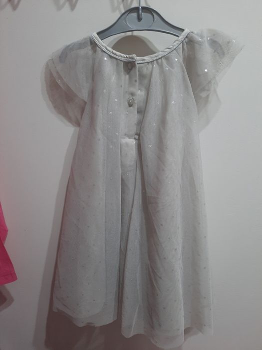 Kremowa sukienka tiulowa tiul H&m 86 12-18msc